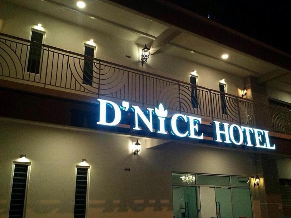 באייאן לפאס D Nice Hotel מראה חיצוני תמונה